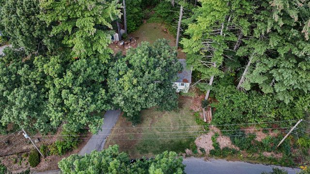 4 Brookfield Drive, Hudson, NH 03051
