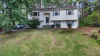 4 Brookfield Drive, Hudson, NH 03051