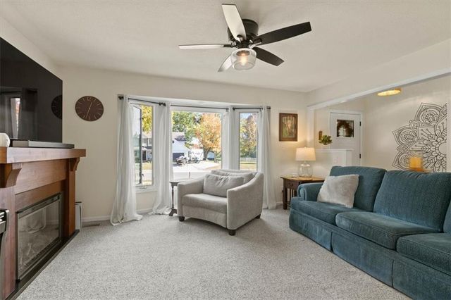810 Crane Street, Raymore, MO 64083
