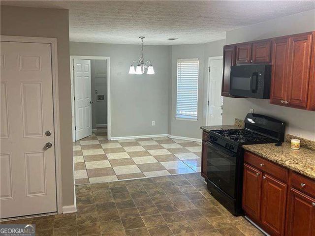 5554 Wellborn Creek Drive, Lithonia, GA 30058