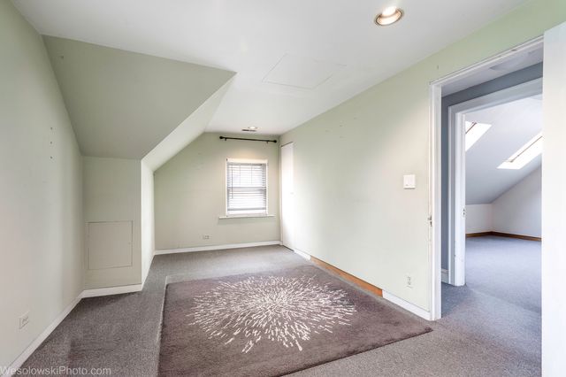 1748 Lunt Avenue, Des Plaines, IL 60018