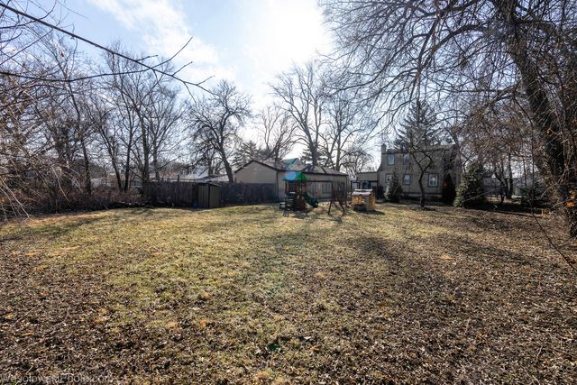 1748 Lunt Avenue, Des Plaines, IL 60018