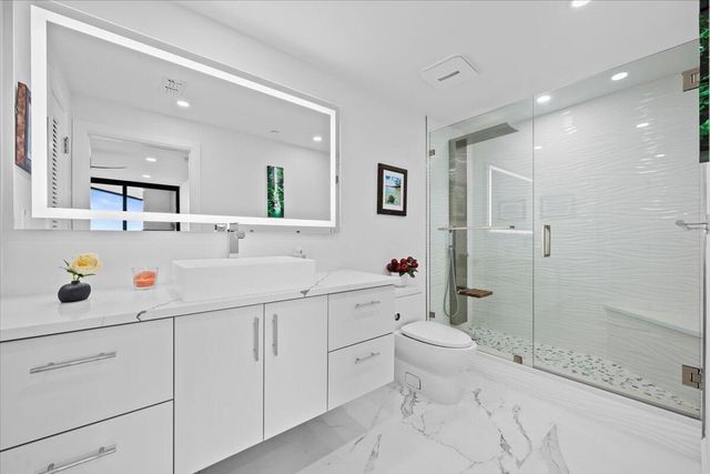 100 Lakeshore Drive 1454, North Palm Beach, FL 33408