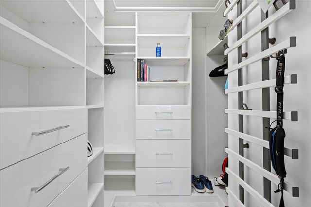 100 Lakeshore Drive 1454, North Palm Beach, FL 33408