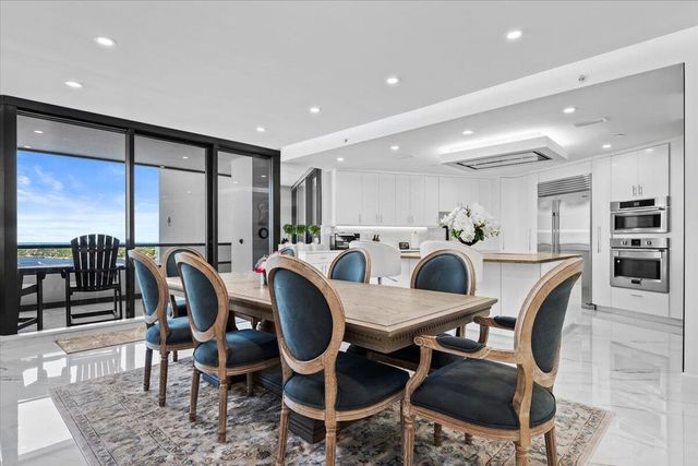 100 Lakeshore Drive 1454, North Palm Beach, FL 33408