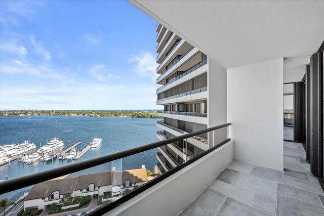 100 Lakeshore Drive 1454, North Palm Beach, FL 33408