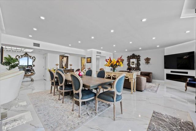 100 Lakeshore Drive 1454, North Palm Beach, FL 33408