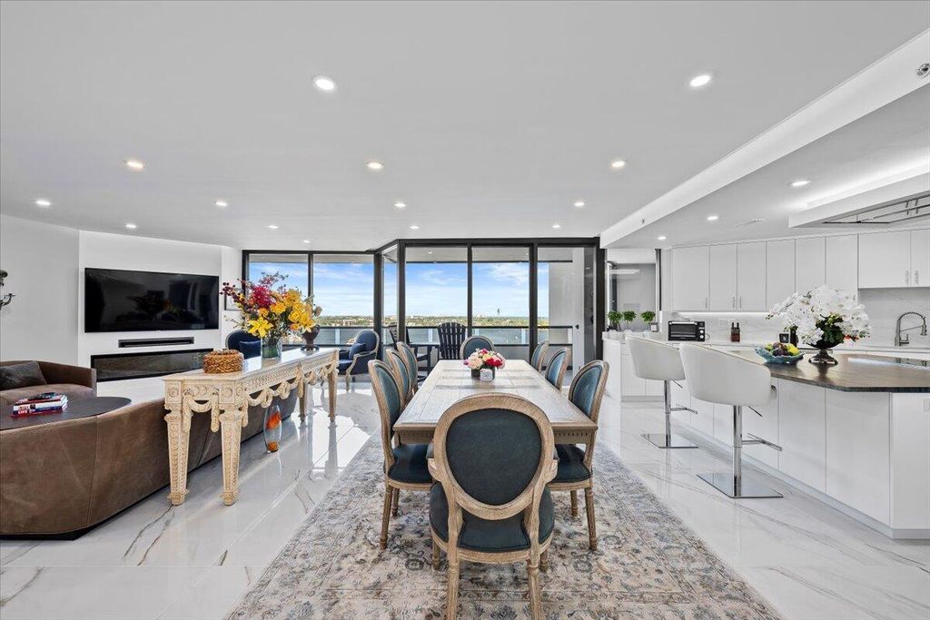 100 Lakeshore Drive 1454, North Palm Beach, FL 33408