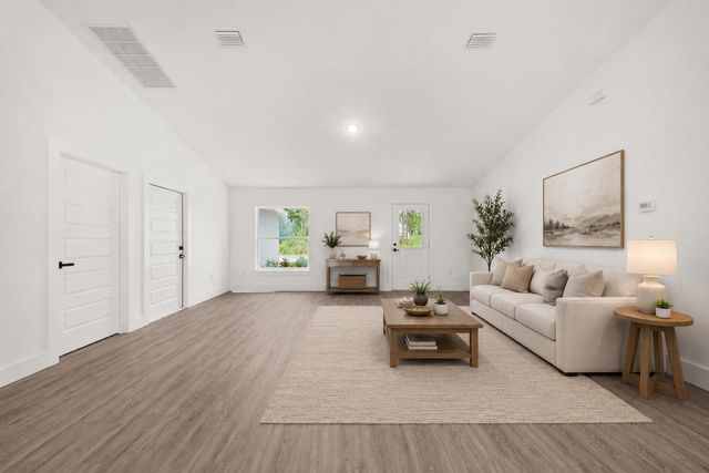 5507 SOPERA Drive, Sebring, FL 33872