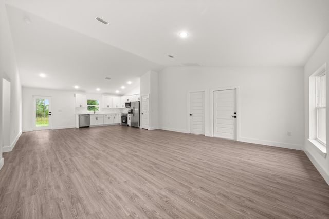 5507 SOPERA Drive, Sebring, FL 33872