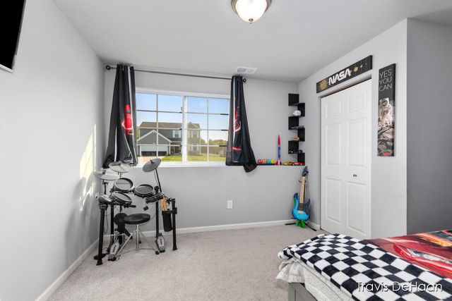 609 Tall Ridge Drive, Middleville, MI 49333