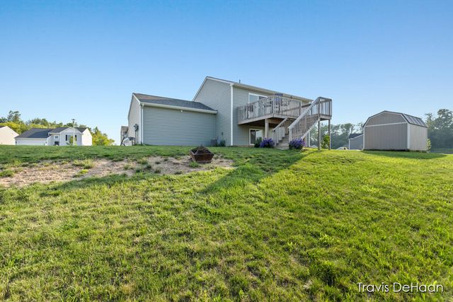 609 Tall Ridge Drive, Middleville, MI 49333