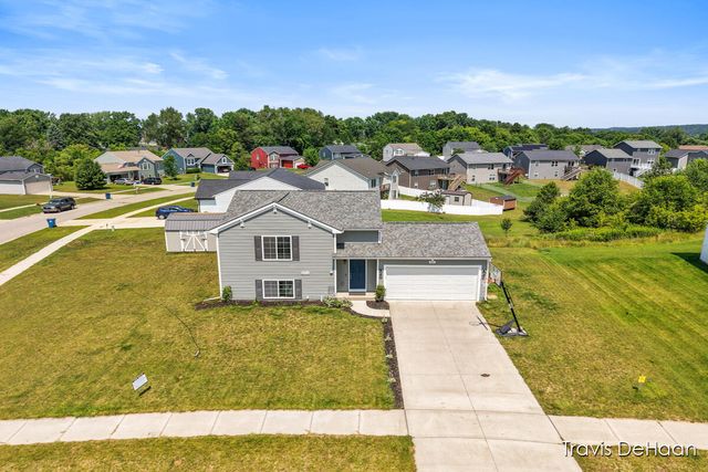 609 Tall Ridge Drive, Middleville, MI 49333