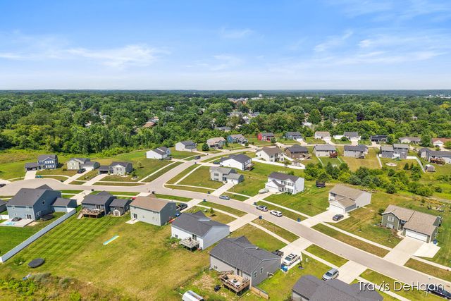 609 Tall Ridge Drive, Middleville, MI 49333