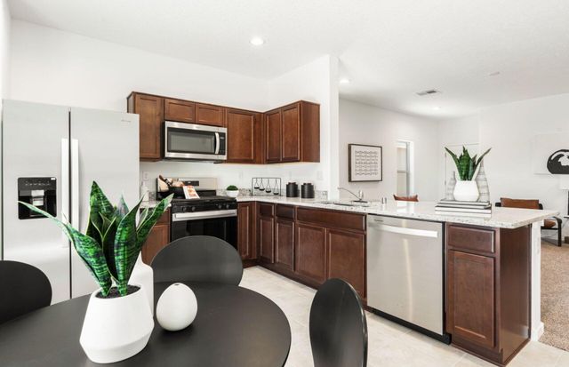 304 Prism Avenue SW, Rio Rancho, NM 87124