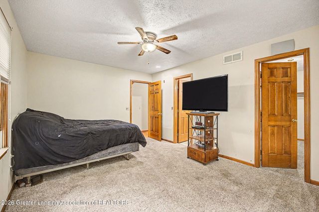 5697 Durfee Road, Eaton Rapids, MI 48827