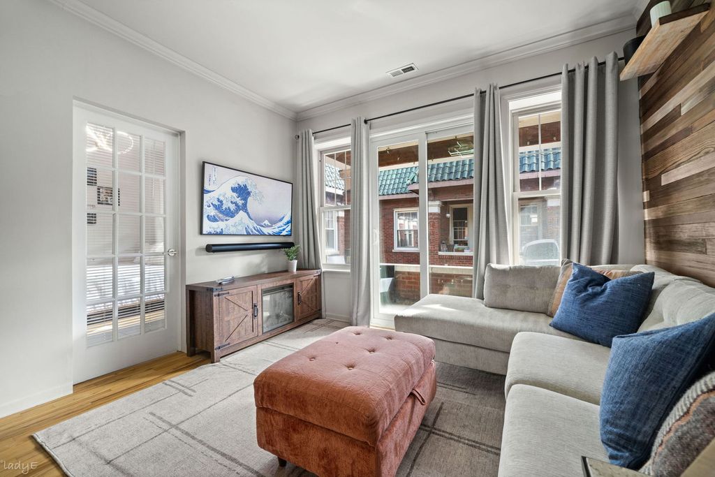 964 W Cuyler Avenue 3S, Chicago, IL 60613 — photo 4