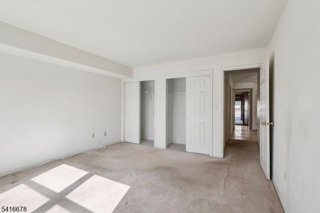 45 Sunrise Dr, Long Hill Twp., NJ 07933