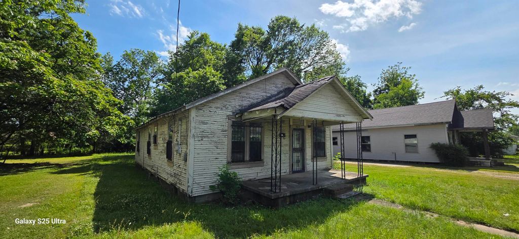 907 Mill Street, Conway, AR 72032