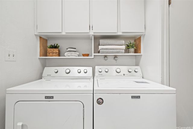 390F Haleloa Place A306, Honolulu, HI 96821