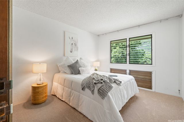 390F Haleloa Place A306, Honolulu, HI 96821
