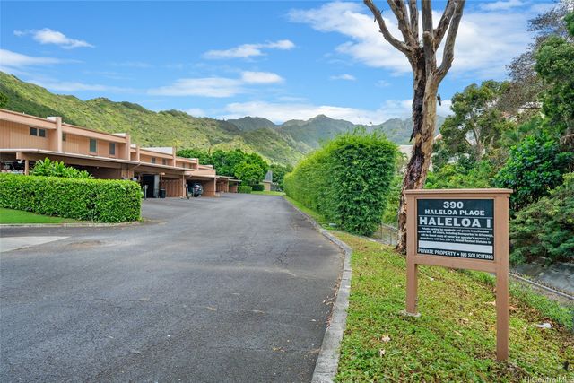 390F Haleloa Place A306, Honolulu, HI 96821