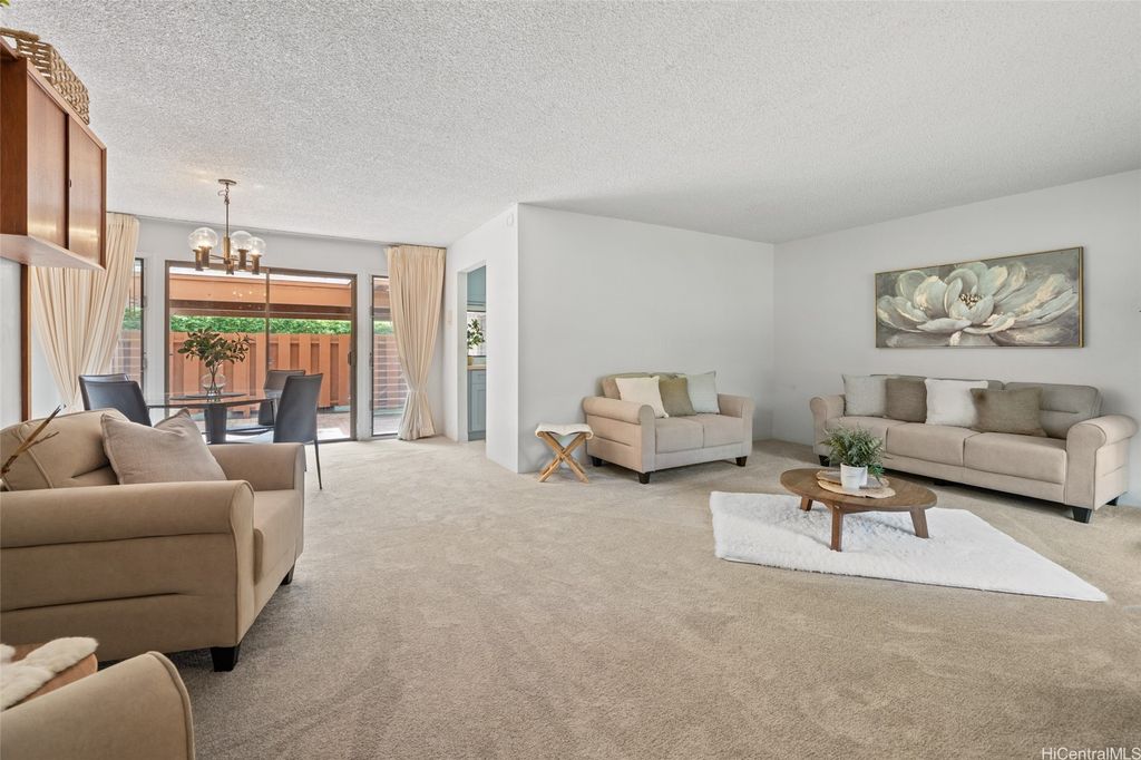 390F Haleloa Place A306, Honolulu, HI 96821