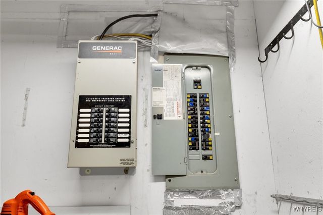 4883 Winding Lane, Clarence, NY 14031