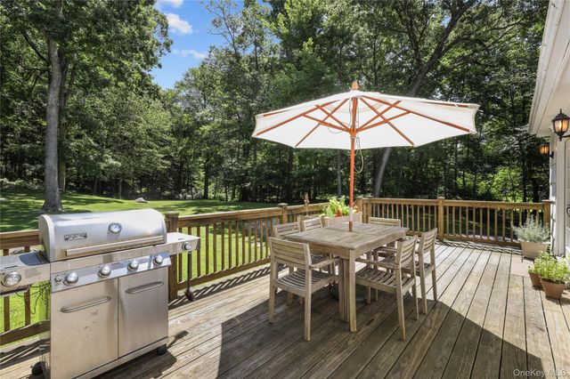 78 Hack Green Road, Pound Ridge, NY 10576
