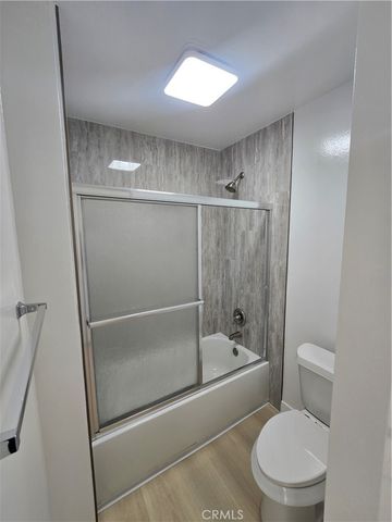 219 15th Street 7, Huntington Beach, CA 92648