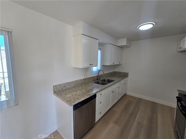 219 15th Street 7, Huntington Beach, CA 92648
