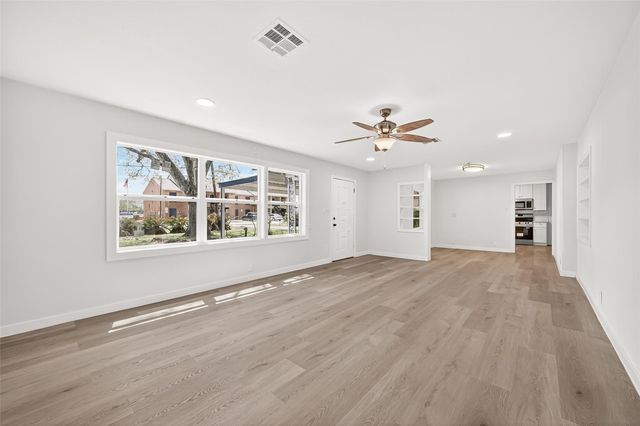 815 Brooks Avenue, Rosenberg, TX 77471