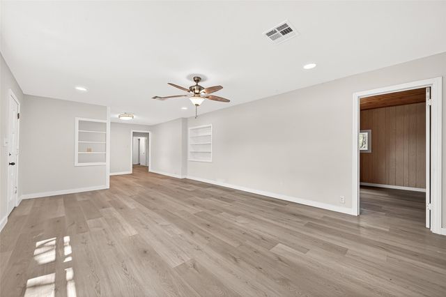 815 Brooks Avenue, Rosenberg, TX 77471