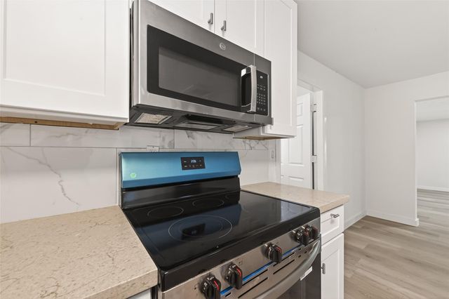 815 Brooks Avenue, Rosenberg, TX 77471