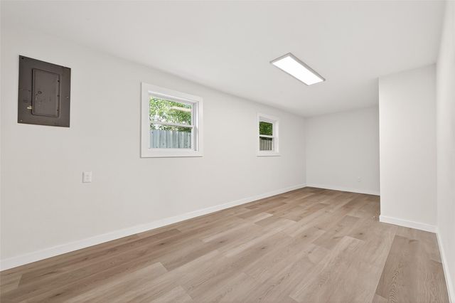 815 Brooks Avenue, Rosenberg, TX 77471