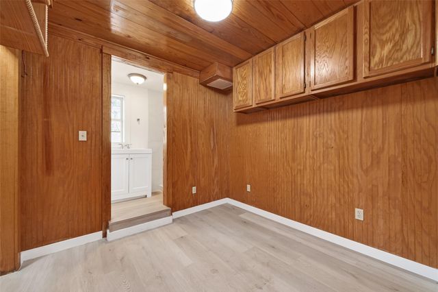 815 Brooks Avenue, Rosenberg, TX 77471