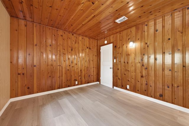 815 Brooks Avenue, Rosenberg, TX 77471