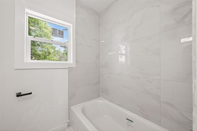 815 Brooks Avenue, Rosenberg, TX 77471