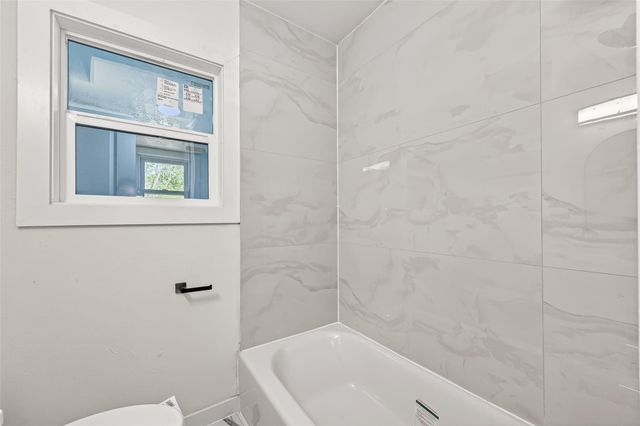 815 Brooks Avenue, Rosenberg, TX 77471