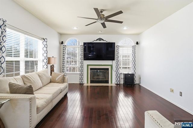 37 Shaffer Road, Bridgewater, NJ 08807