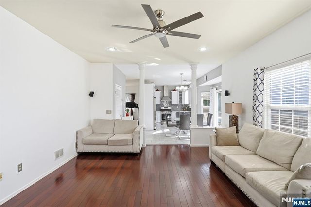 37 Shaffer Road, Bridgewater, NJ 08807