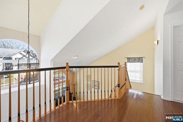 37 Shaffer Road, Bridgewater, NJ 08807