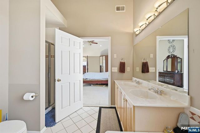 37 Shaffer Road, Bridgewater, NJ 08807