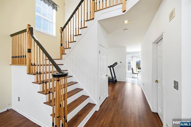 37 Shaffer Road, Bridgewater, NJ 08807