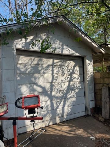 311 W Green Street, Palestine, TX 75801