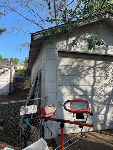 311 W Green Street, Palestine, TX 75801