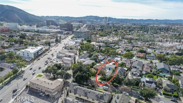 121 N Myers, Burbank, CA 91506