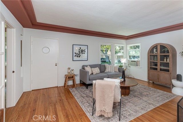 121 N Myers, Burbank, CA 91506