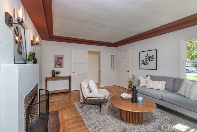 121 N Myers, Burbank, CA 91506