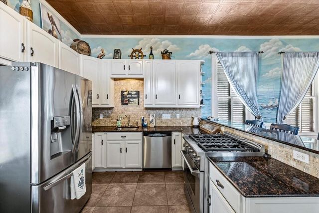1419 Mechanic Street, Galveston, TX 77550
